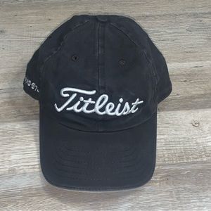 Titleist Black with White Logo Drop And Stop Pro V1 USA